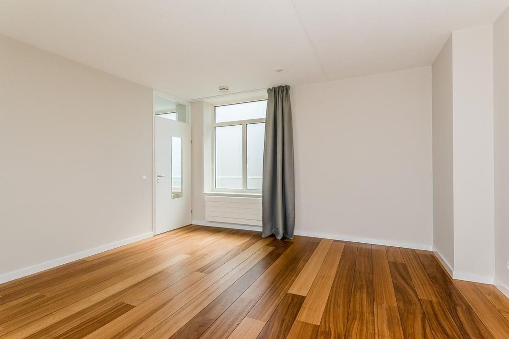 Burgemeester De Monchyplein 5