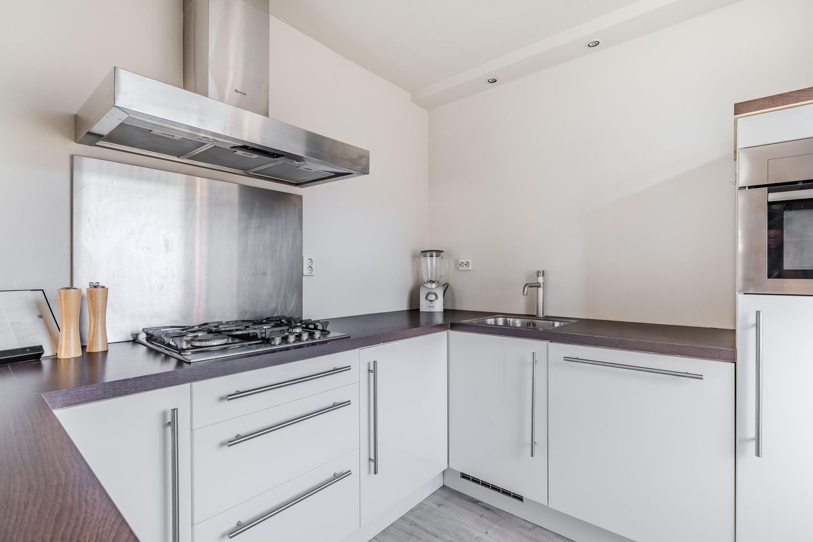 Gevers Deynootweg 676