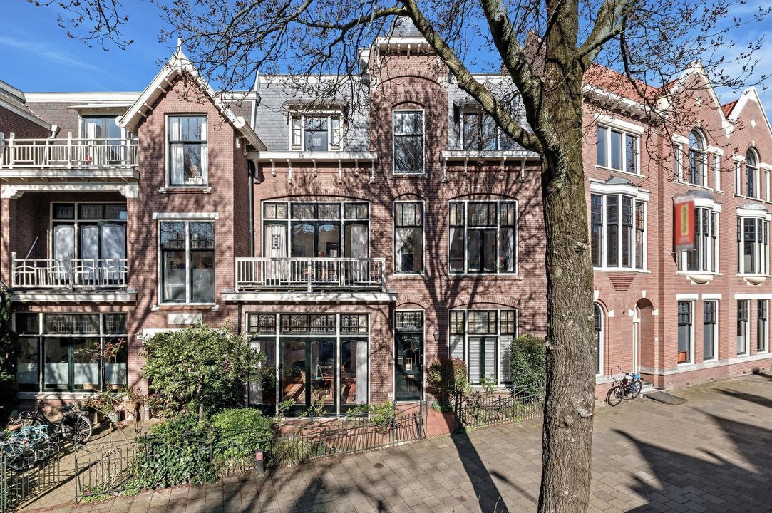 Frederik Hendriklaan 9 blur