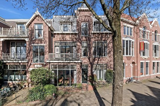 Frederik Hendriklaan 9 blur