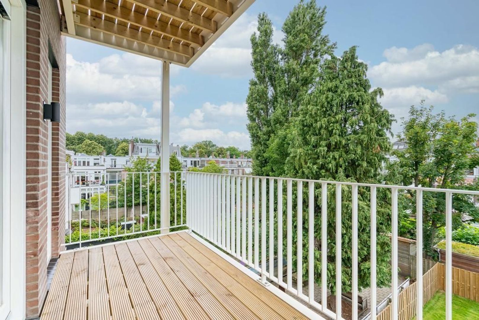 Laan van Nieuw-Oost-Indië 14 G