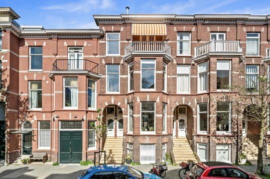 Gerard Reijnststraat 12 blur