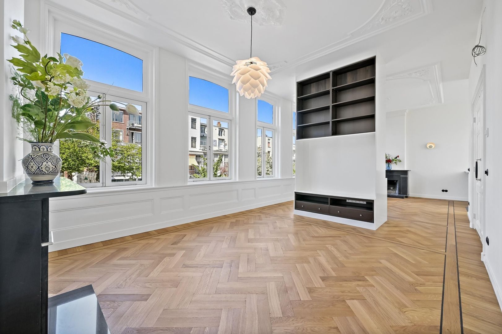 Paramaribostraat 9