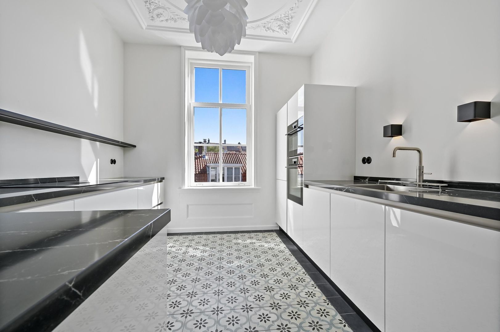 Paramaribostraat 9