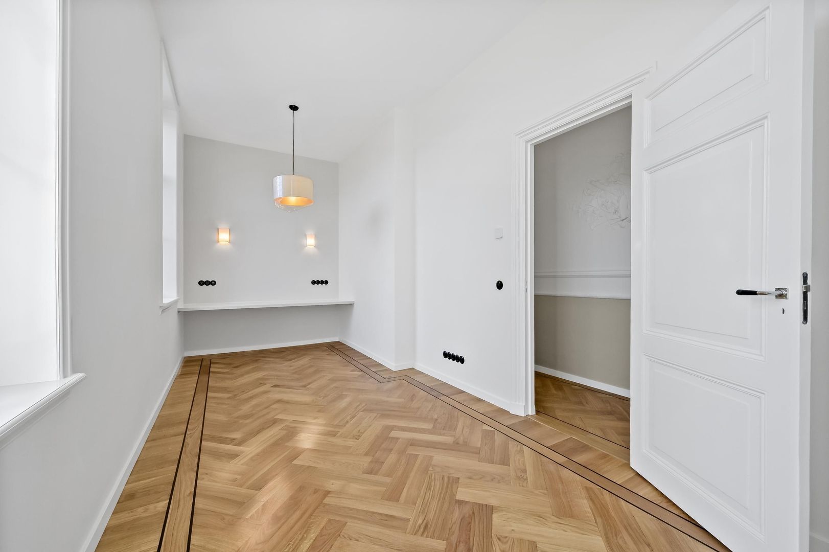 Paramaribostraat 9