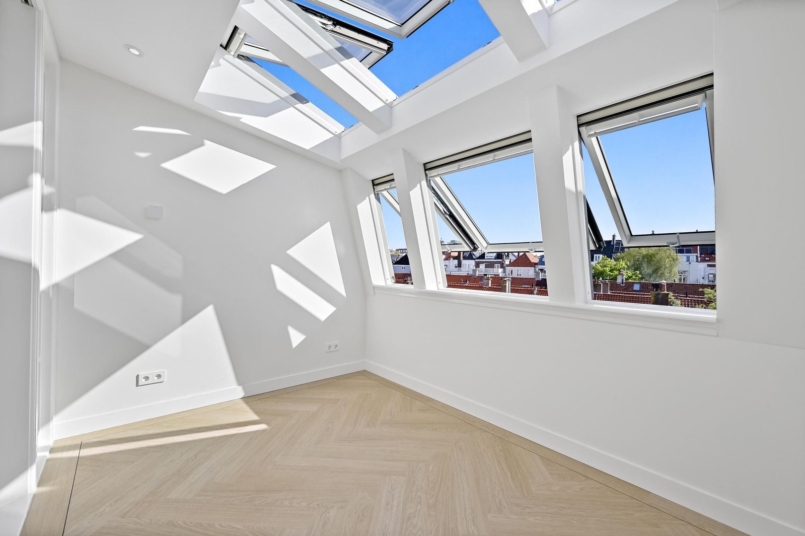 Paramaribostraat 9