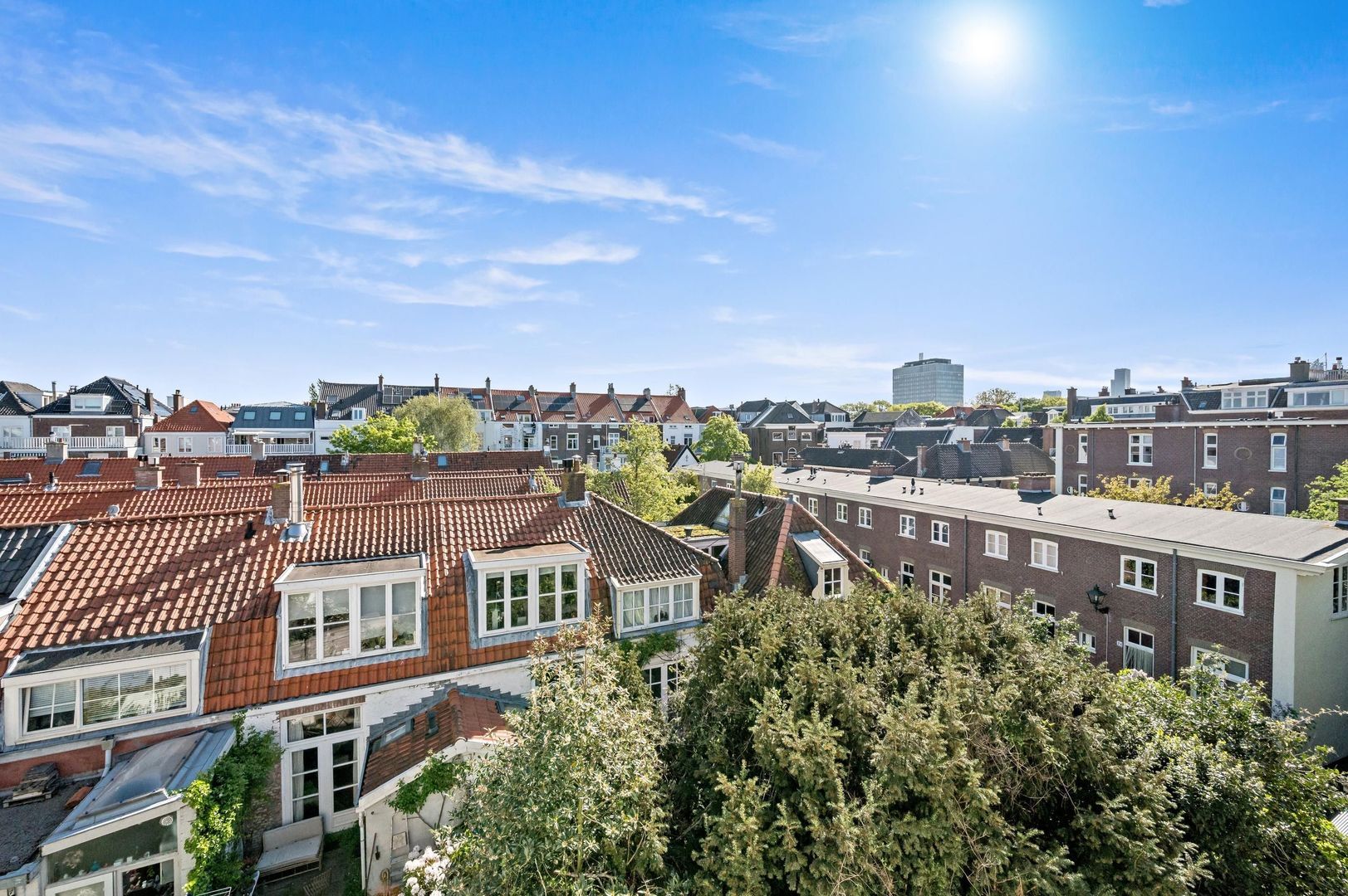 Paramaribostraat 9