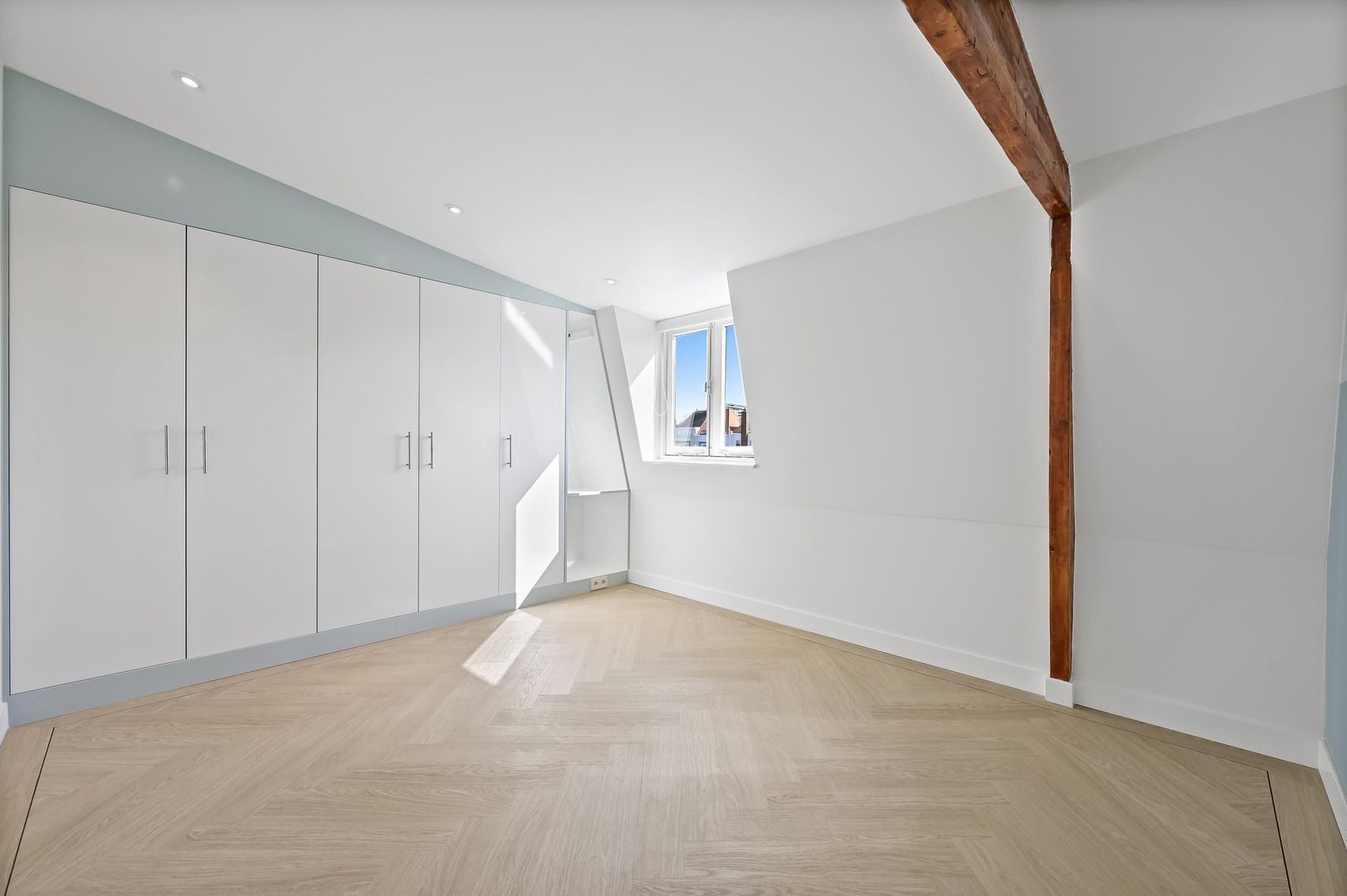 Paramaribostraat 9