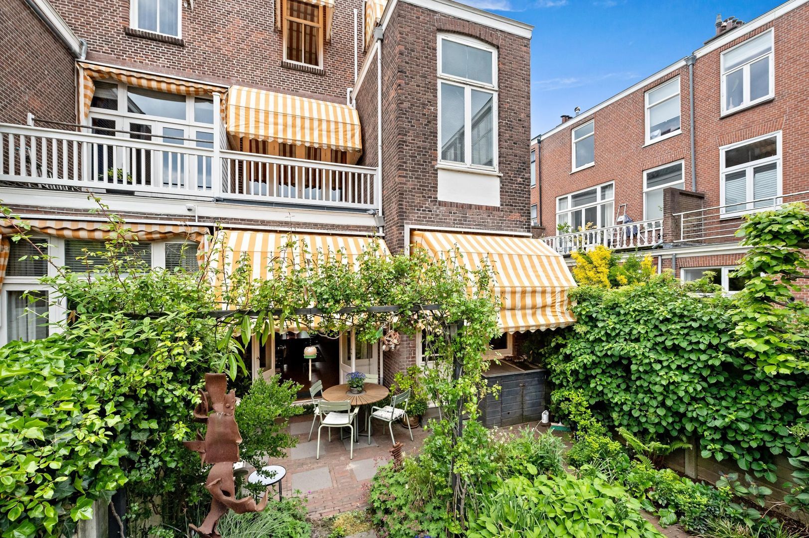 Nassau Ouwerkerkstraat 2