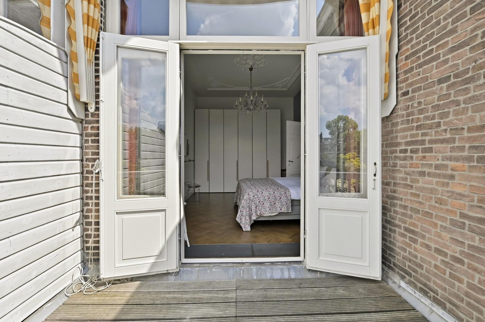 Nassau Ouwerkerkstraat 2
