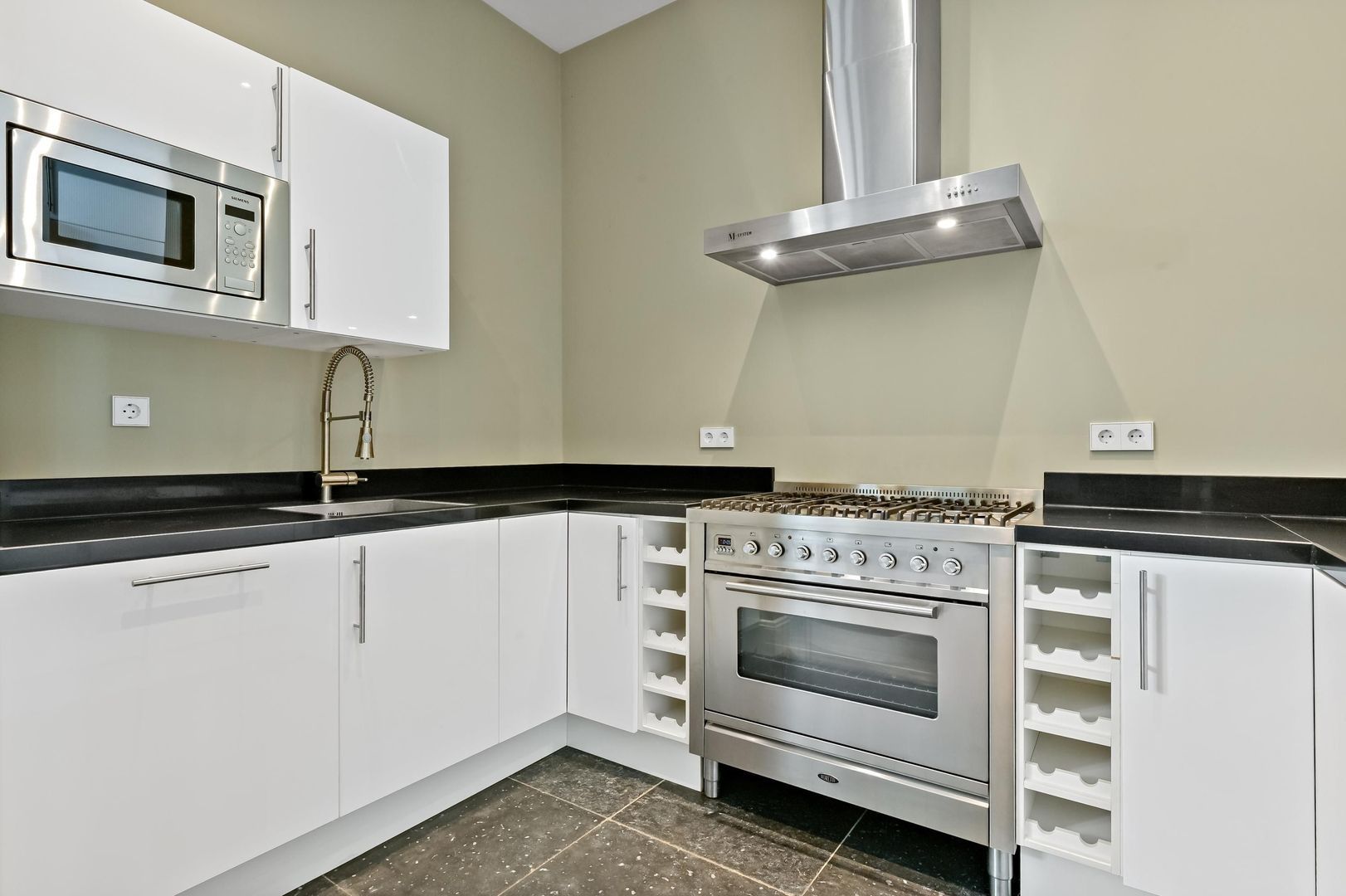 Lombokstraat 7