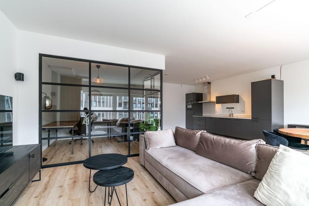 Koopmansstraat 1 F404 blur