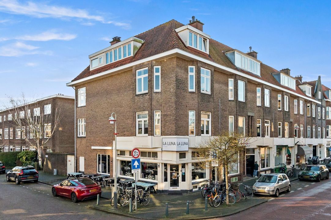 Weissenbruchstraat 77 blur