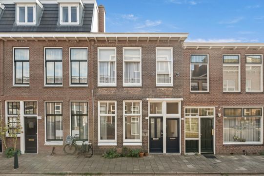 Burgemeester van der Werffstraat 35 blur