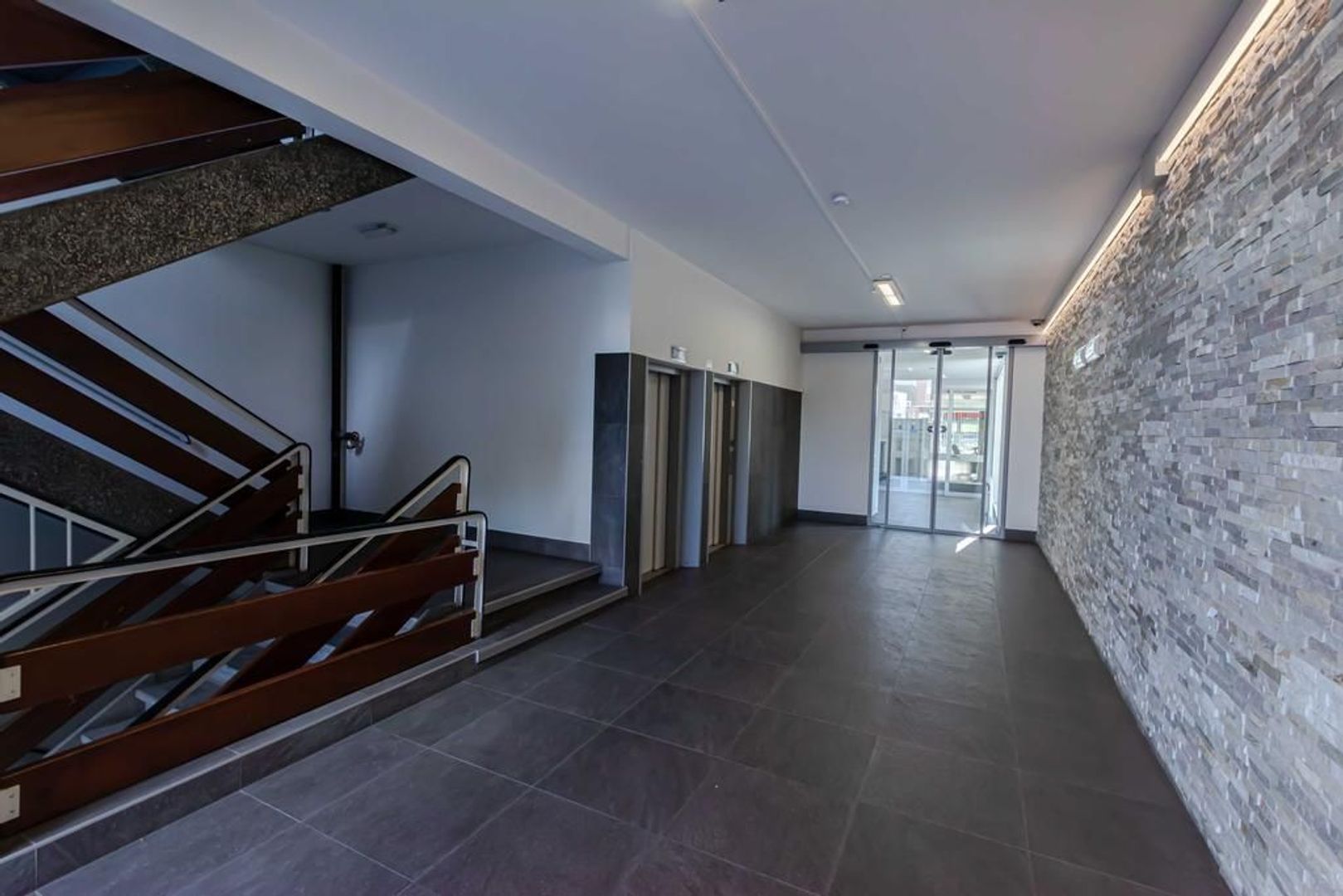 Sint Annadal 16 F, Maastricht foto-3