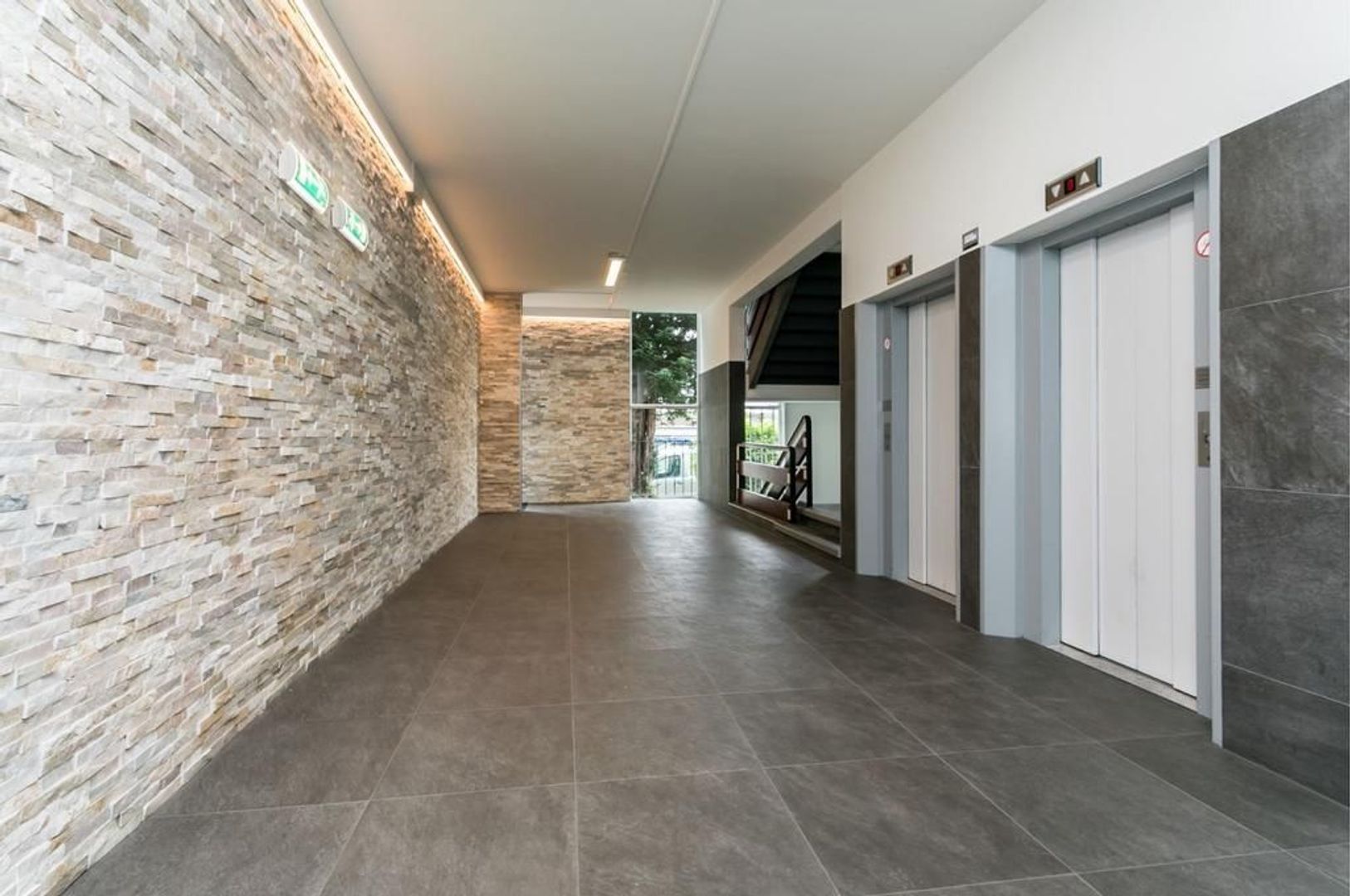 Sint Annadal 16 P, Maastricht foto-2