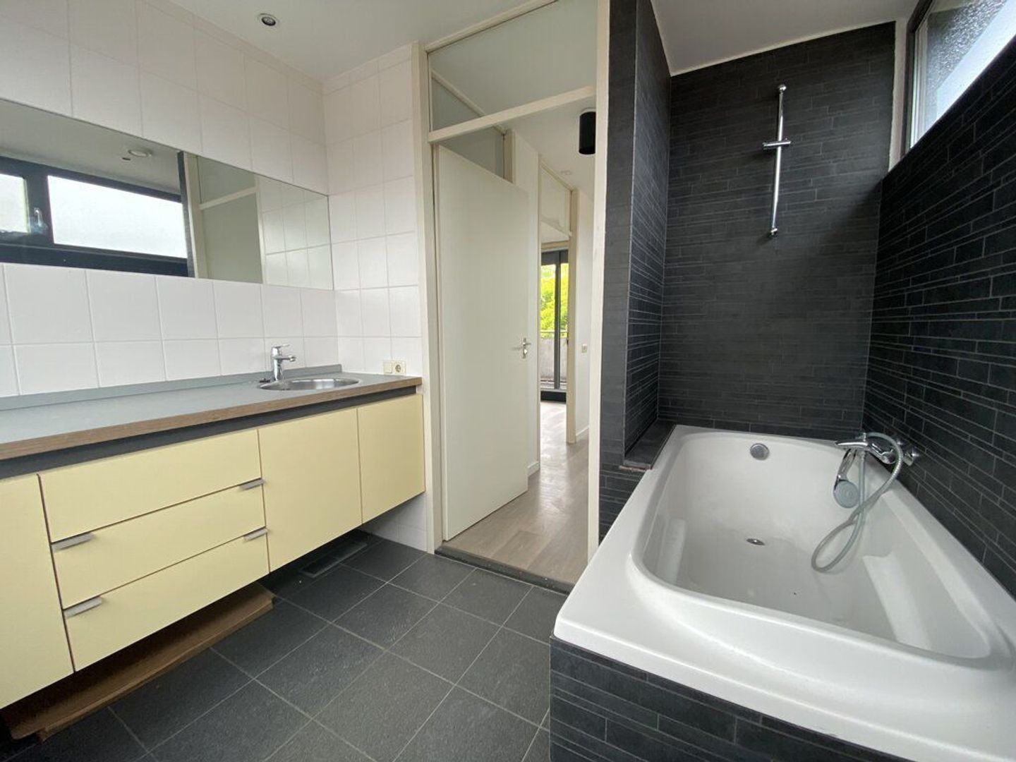 Valkenierstraat 24, Maastricht foto-24