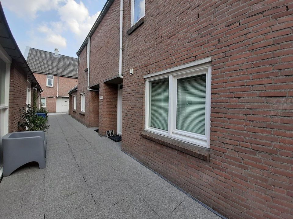 Hoogzwanenstraat 112, Maastricht
