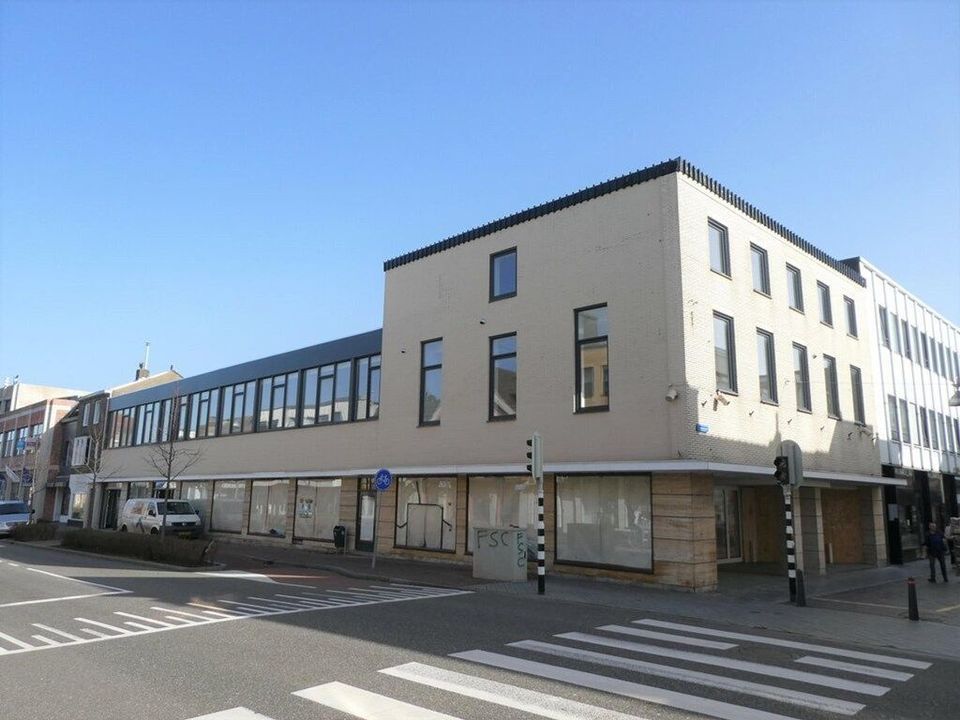 private-rentals for rent on Rijksweg Noord 1 C4