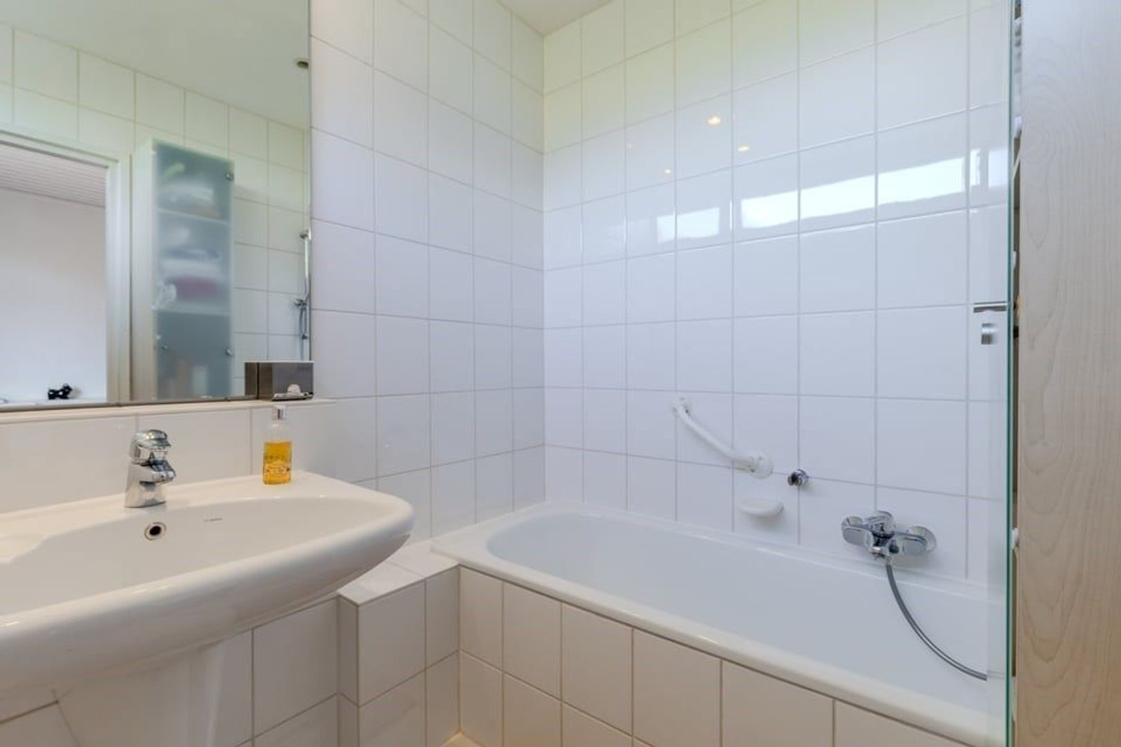 Zuster Paladiaplantsoen 26, Meerssen foto-14