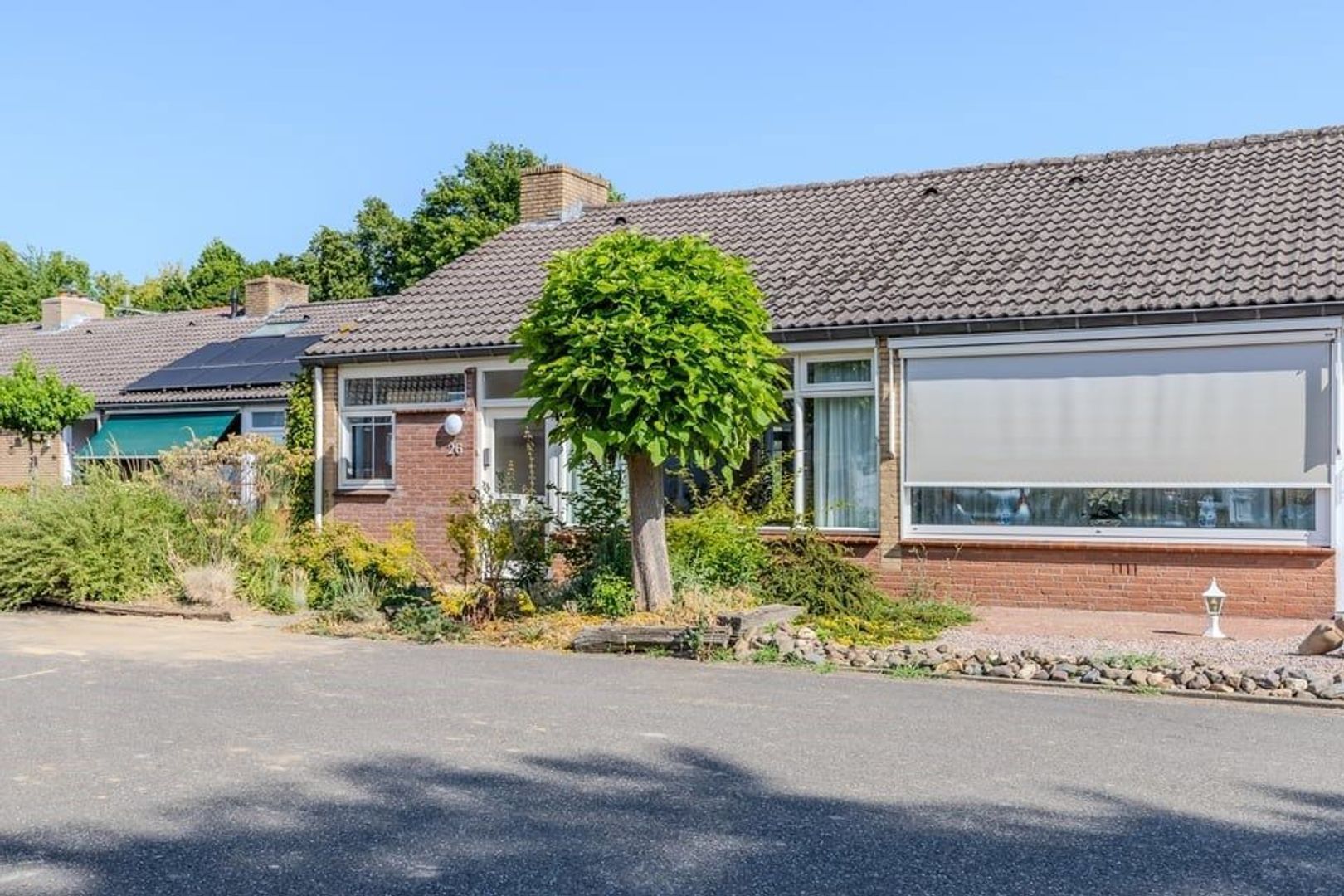 Zuster Paladiaplantsoen 26, Meerssen foto-2
