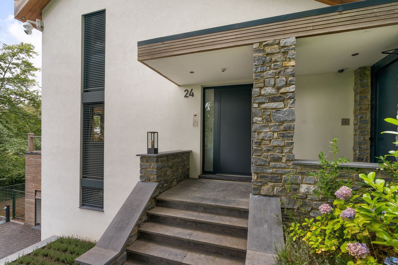 Exdel 24 image 1
