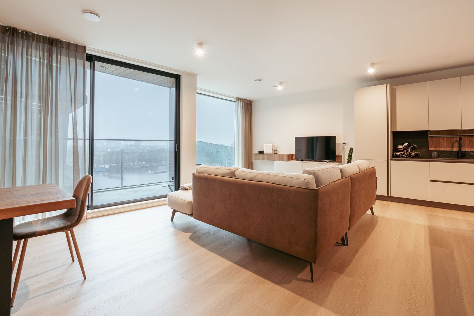 Ton de Leeuwstraat 46, Amsterdam foto-9