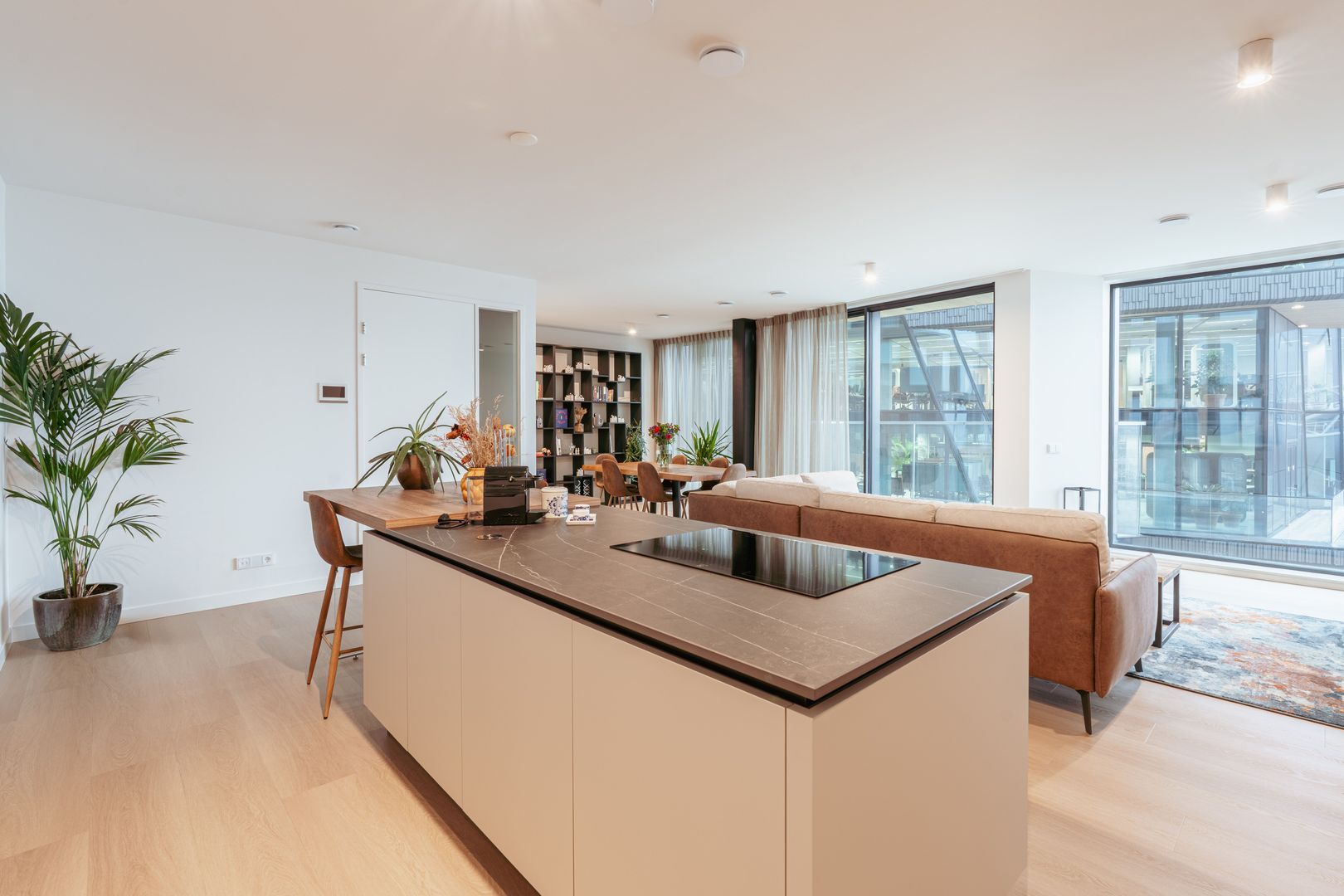 Ton de Leeuwstraat 46, Amsterdam foto-18