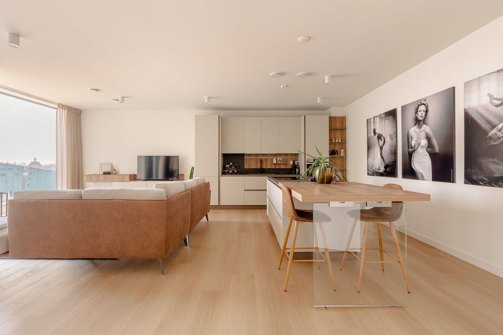 Ton de Leeuwstraat 46, Amsterdam foto-0