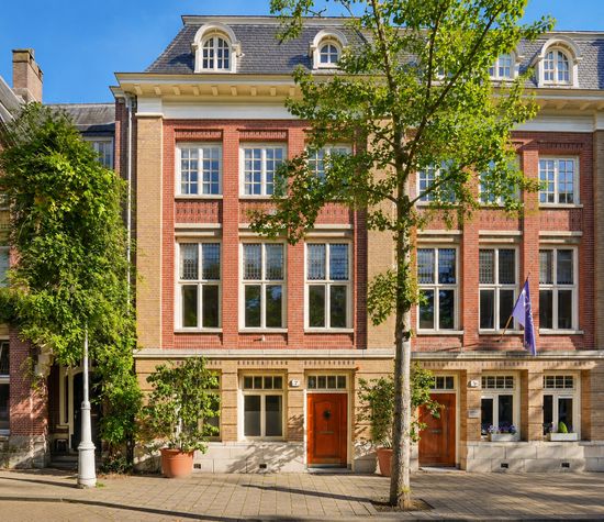 Van Miereveldstraat 7, Amsterdam