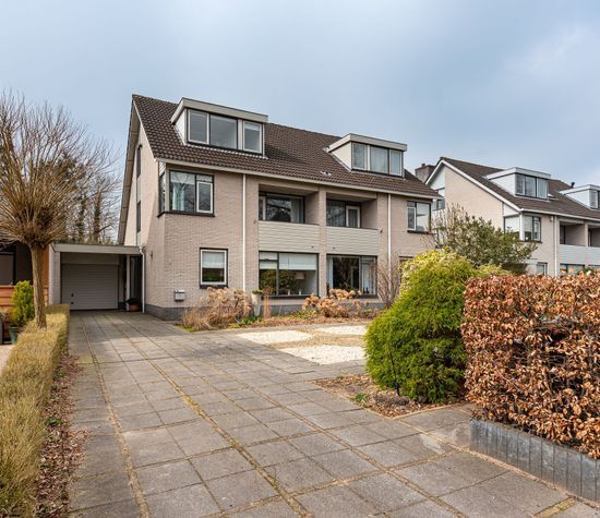 Vondellaan 16, Baarn