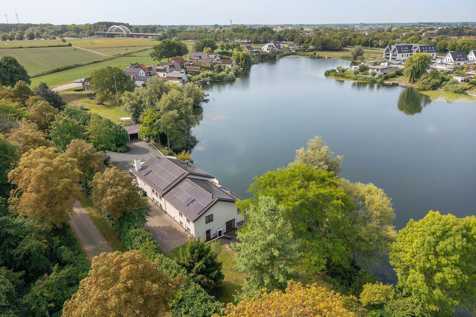 Stationsweg 10, Hedel foto-1