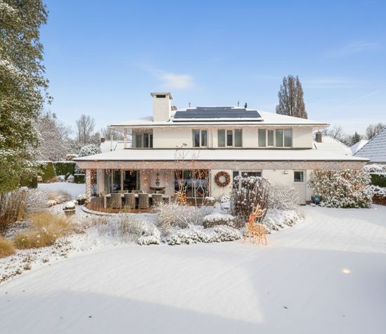 Bloedkoraal 5, Eindhoven