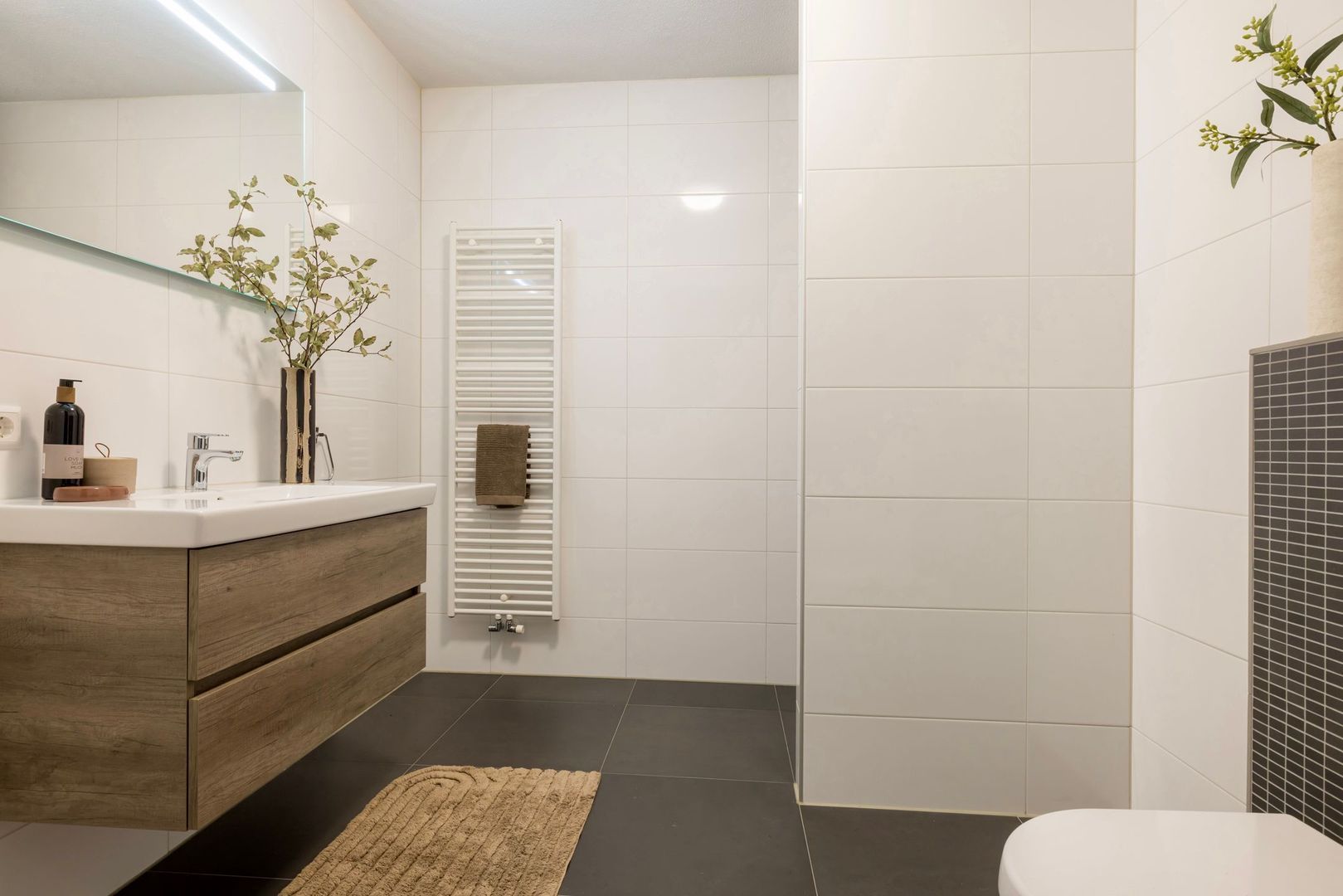 Alberdingk Thijmlaan 48, Eindhoven foto-24