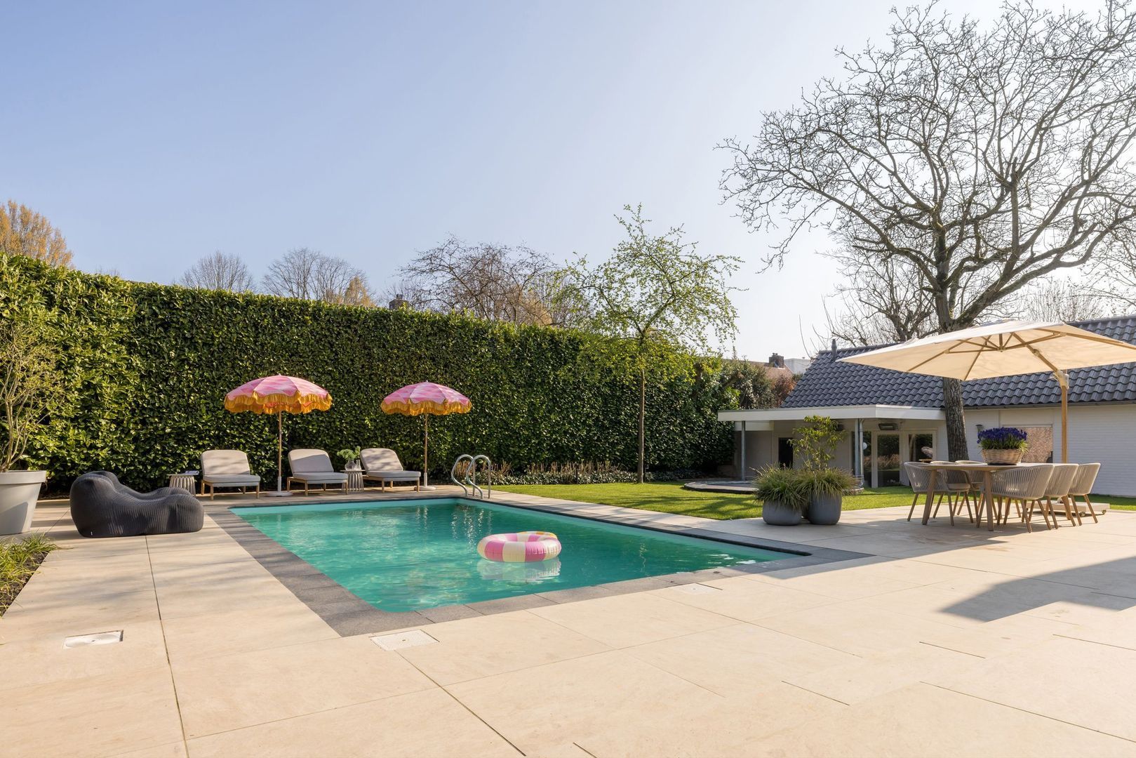 Irislaan 6, Leende foto-32