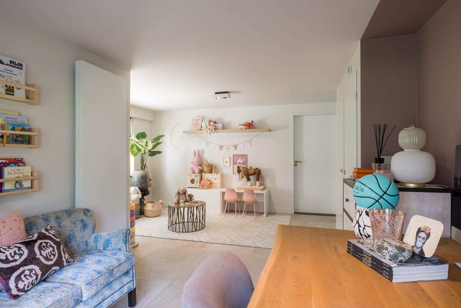 Irislaan 6, Leende foto-29