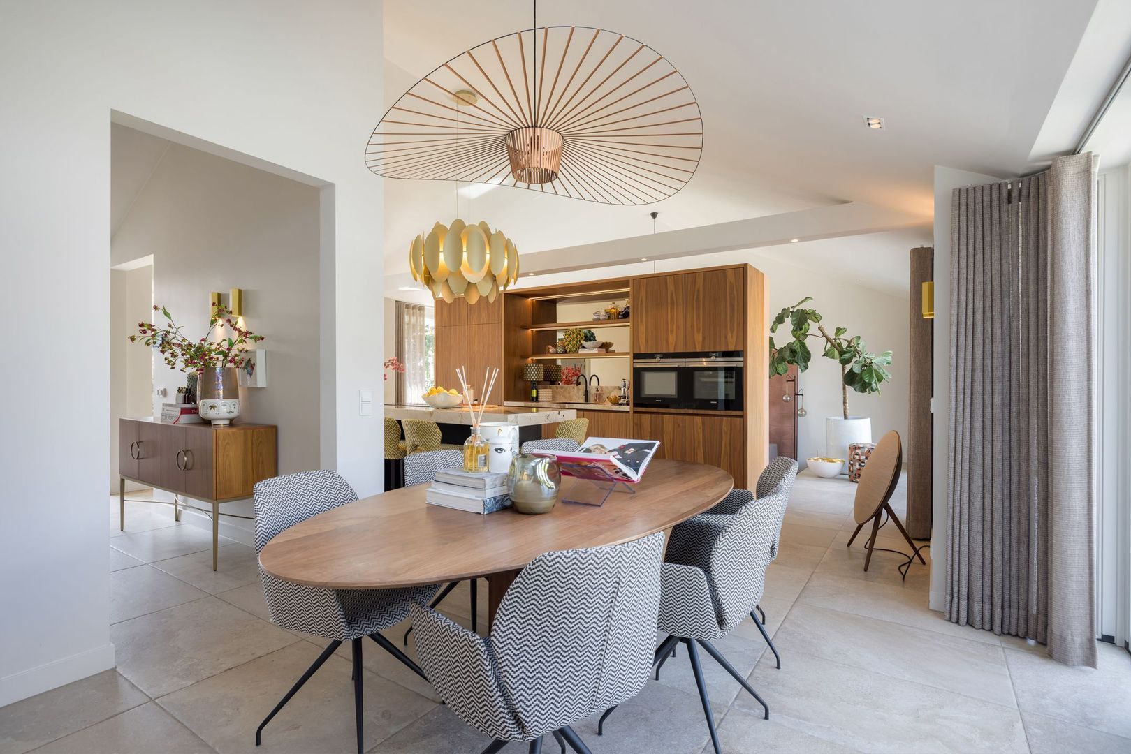 Irislaan 6, Leende foto-9