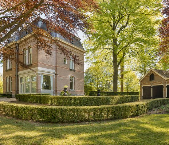 Oirschotseweg 12, Moergestel