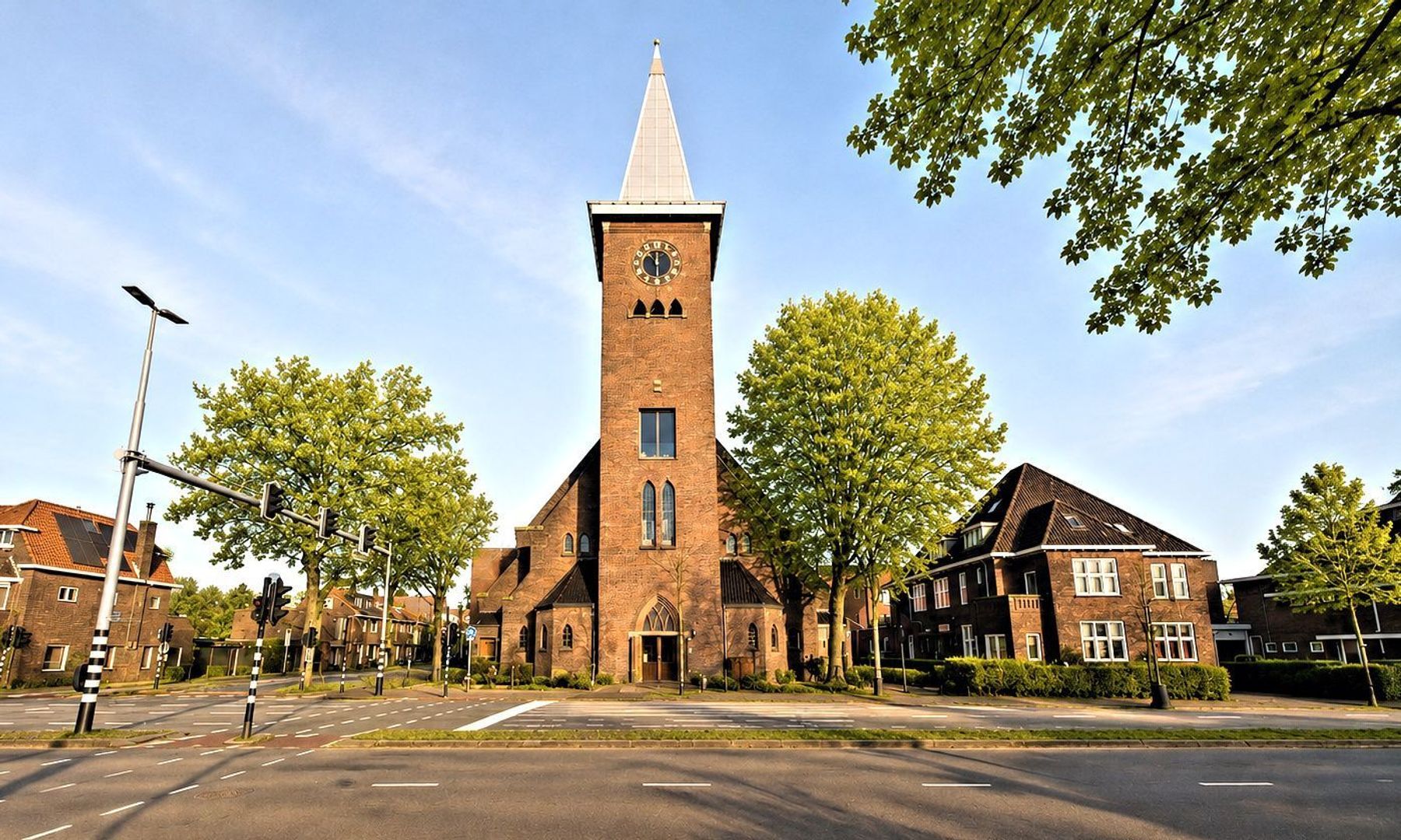 Ringbaan-Oost 178, Tilburg foto-0