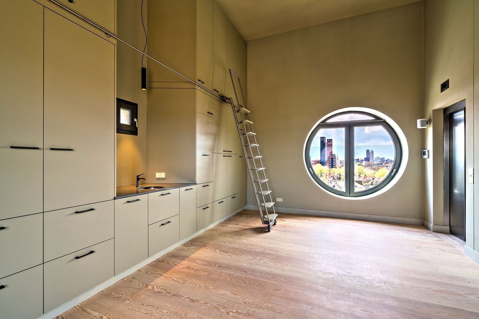 Ringbaan-Oost 178, Tilburg foto-18