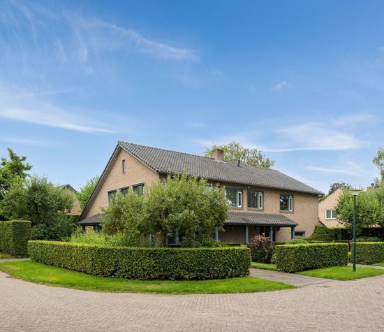 Burg. Van Rijswijkstraat 8, Helvoirt