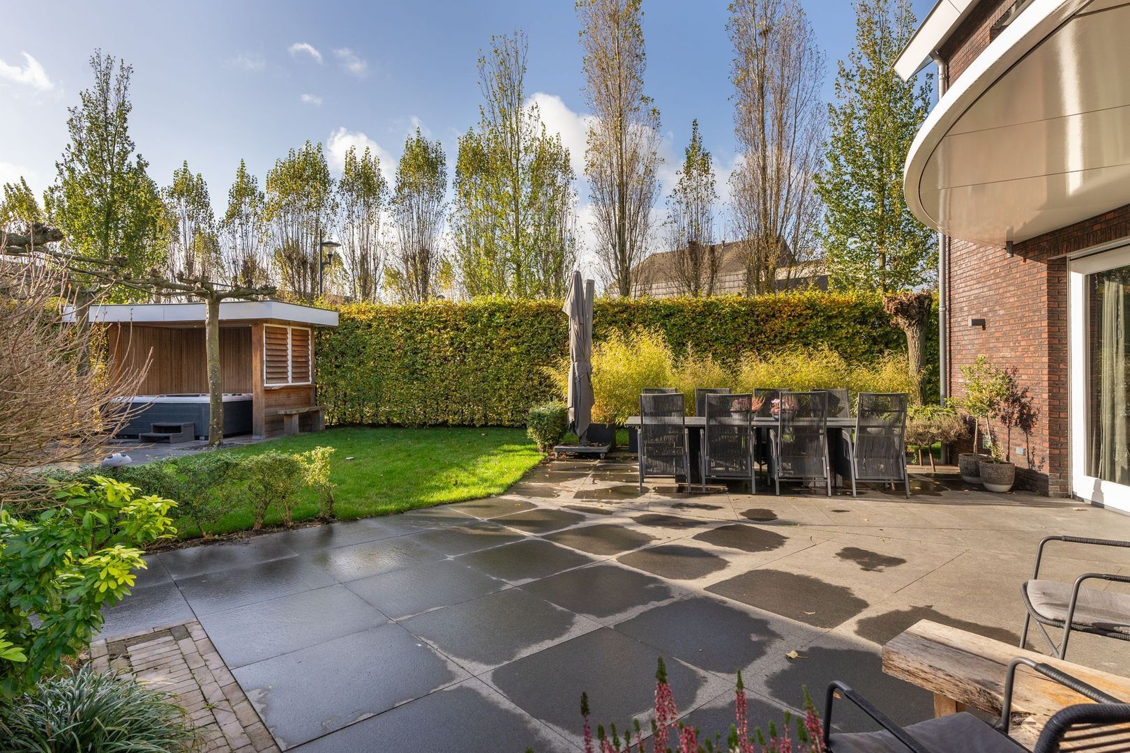 Malpad 1, Oss foto-34