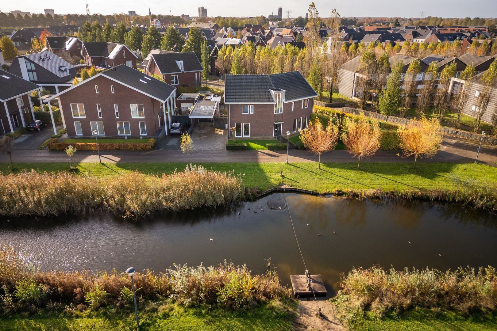 Malpad 1, Oss foto-46