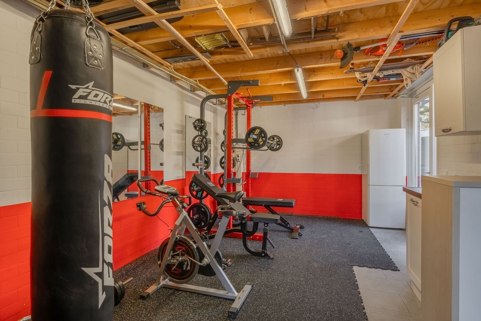 Malpad 1, Oss foto-32