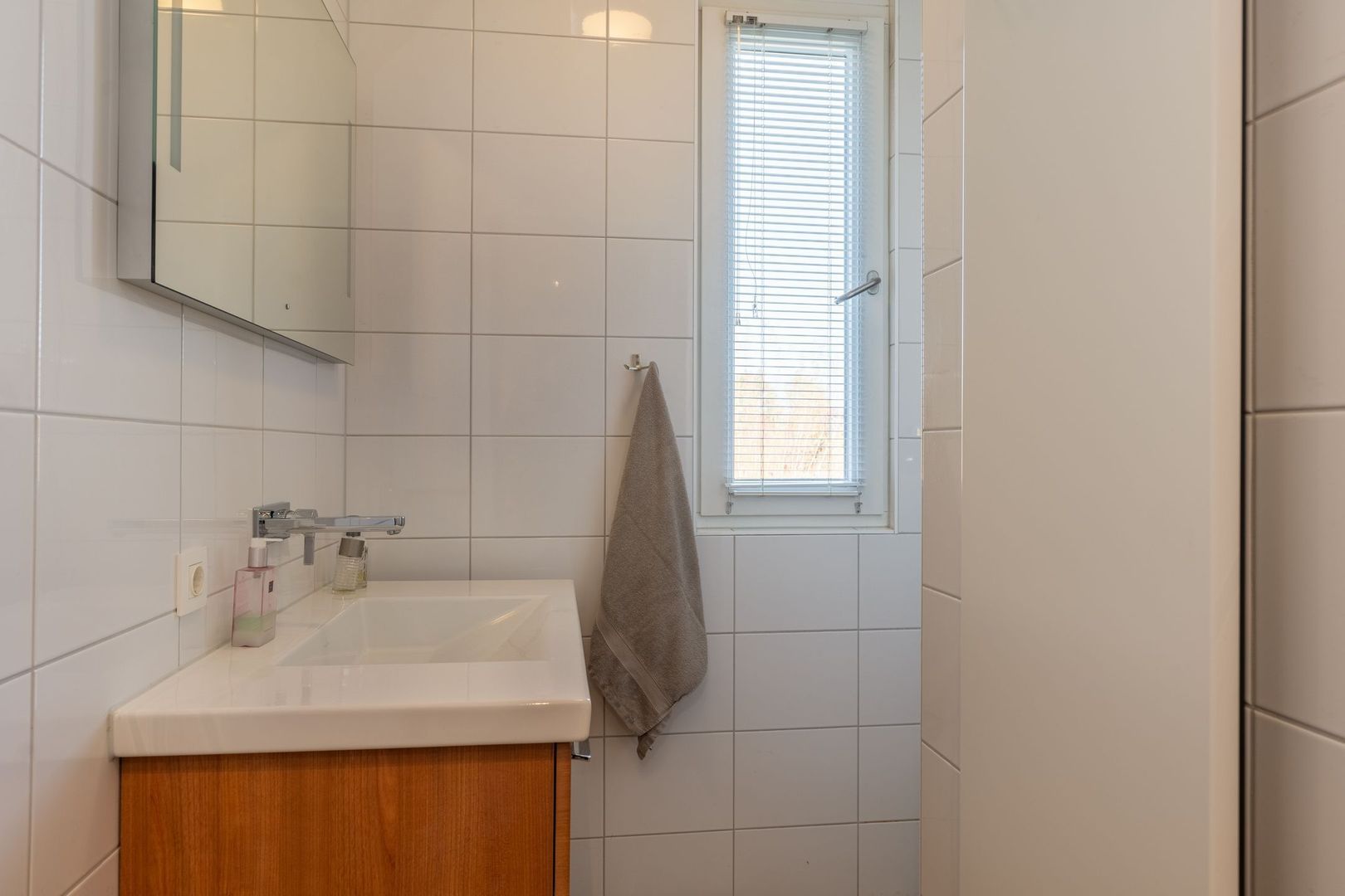 Malpad 1, Oss foto-25