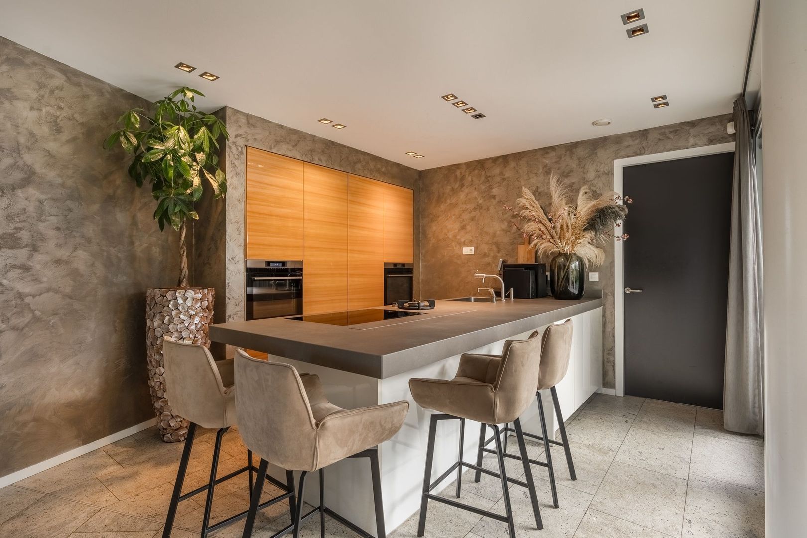 Malpad 1, Oss foto-4