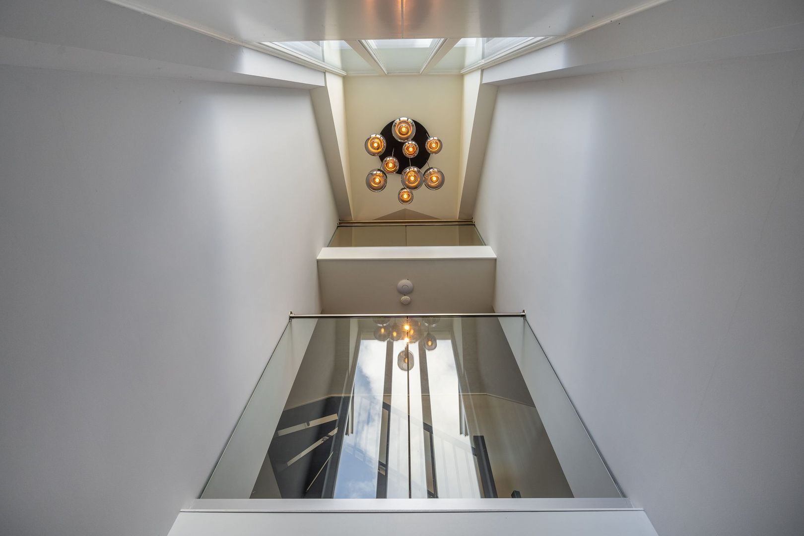 Malpad 1, Oss foto-14