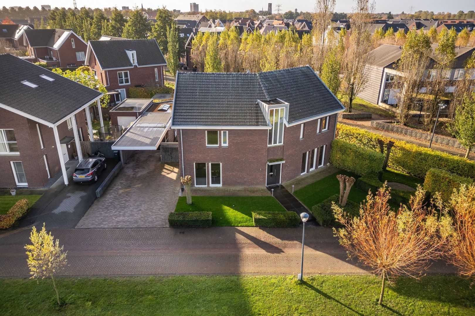 Malpad 1, Oss foto-47