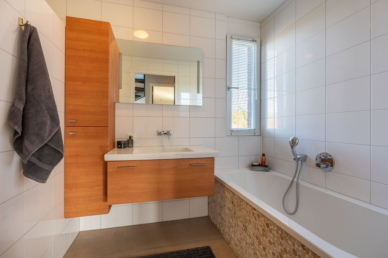 Malpad 1, Oss foto-23