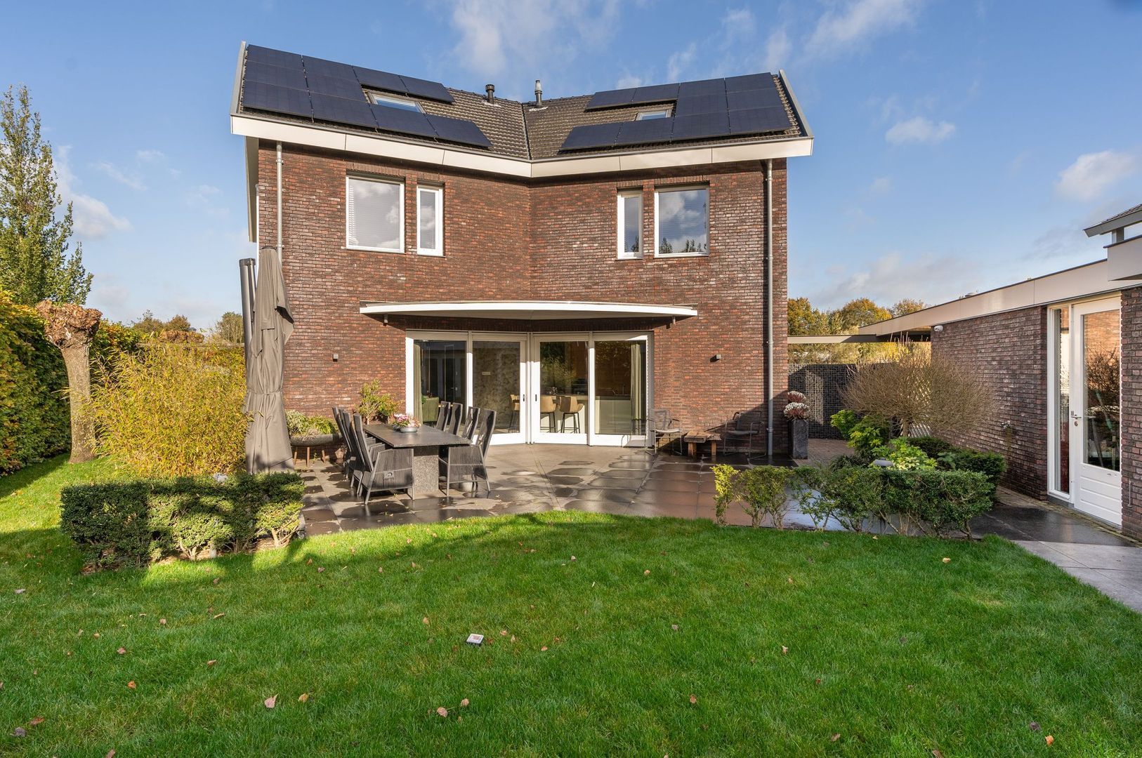 Malpad 1, Oss foto-33